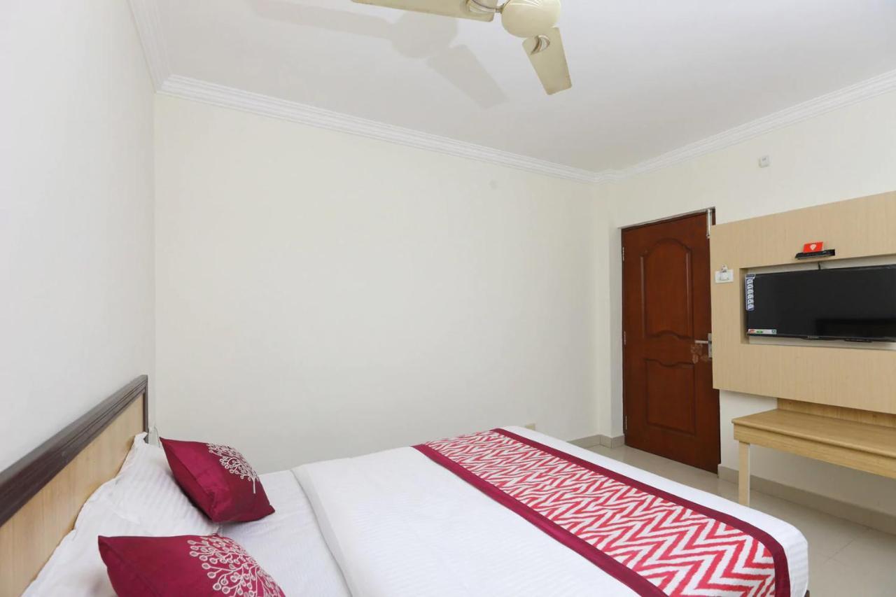 Hotel Half Moon Τσενάι Εξωτερικό φωτογραφία