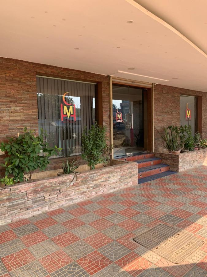 Hotel Half Moon Τσενάι Εξωτερικό φωτογραφία