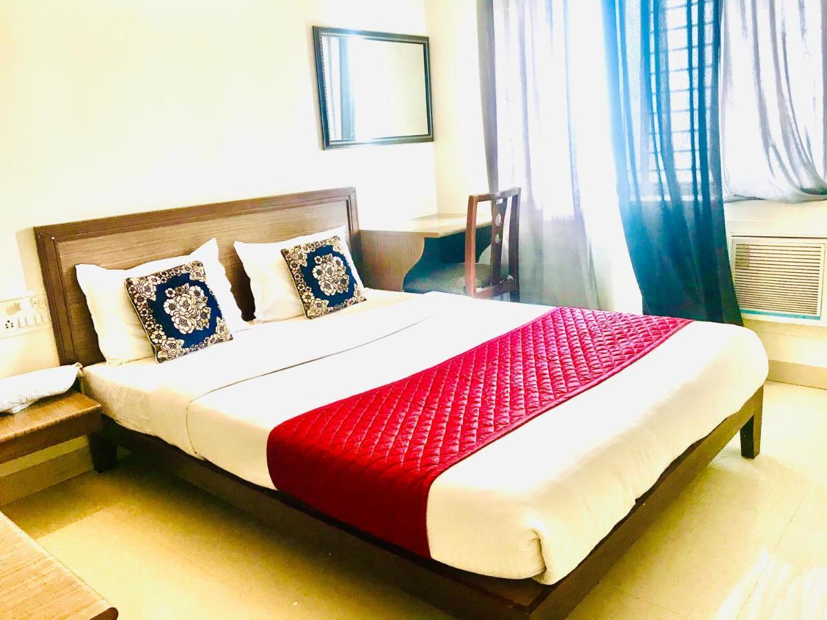 Hotel Half Moon Τσενάι Εξωτερικό φωτογραφία
