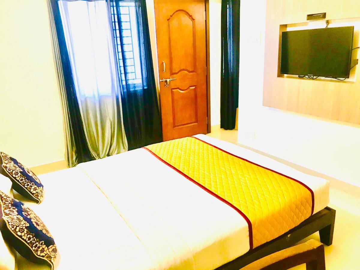 Hotel Half Moon Τσενάι Εξωτερικό φωτογραφία